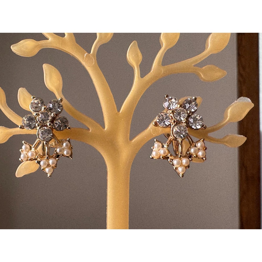 Vintage Coro Screw Back Earrings Gold Tone Metal Rhinestones and Faux Pearls